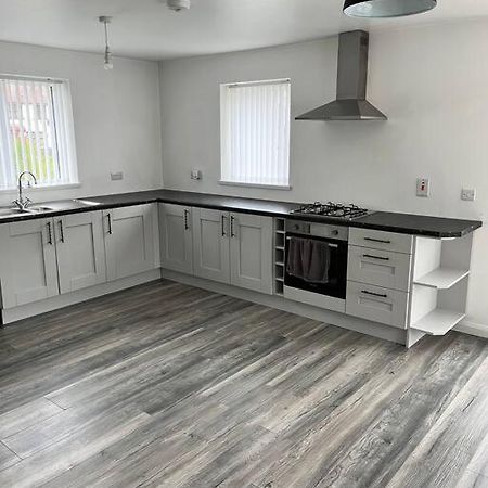 Conveniently Located, Close To City And Quiet Area Londonderry Exteriör bild