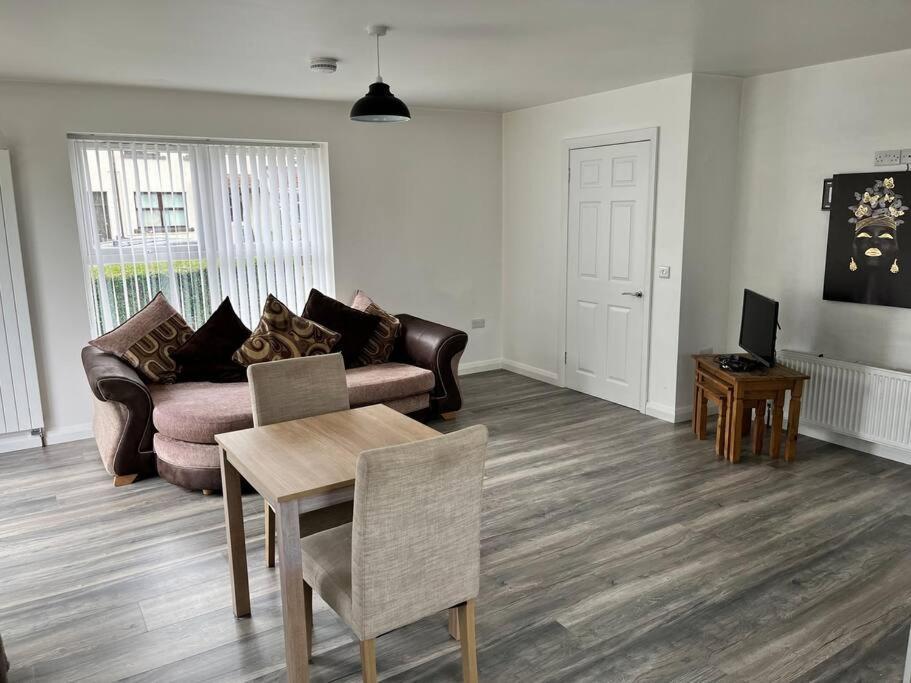 Conveniently Located, Close To City And Quiet Area Londonderry Exteriör bild