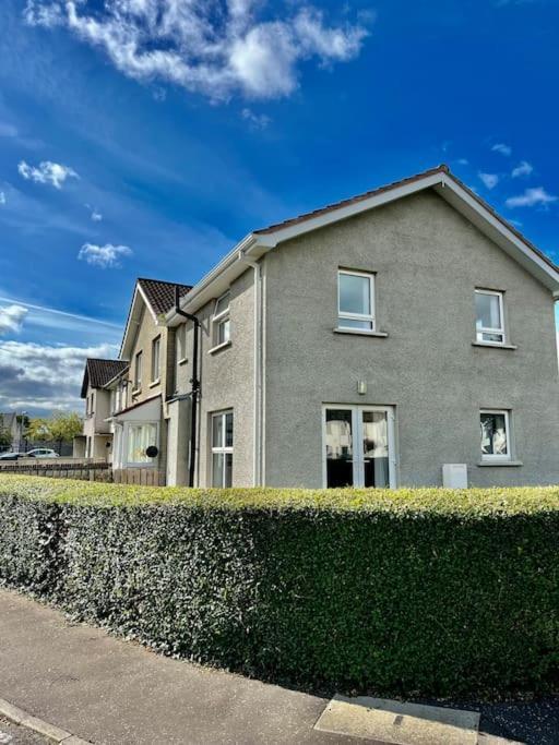 Conveniently Located, Close To City And Quiet Area Londonderry Exteriör bild